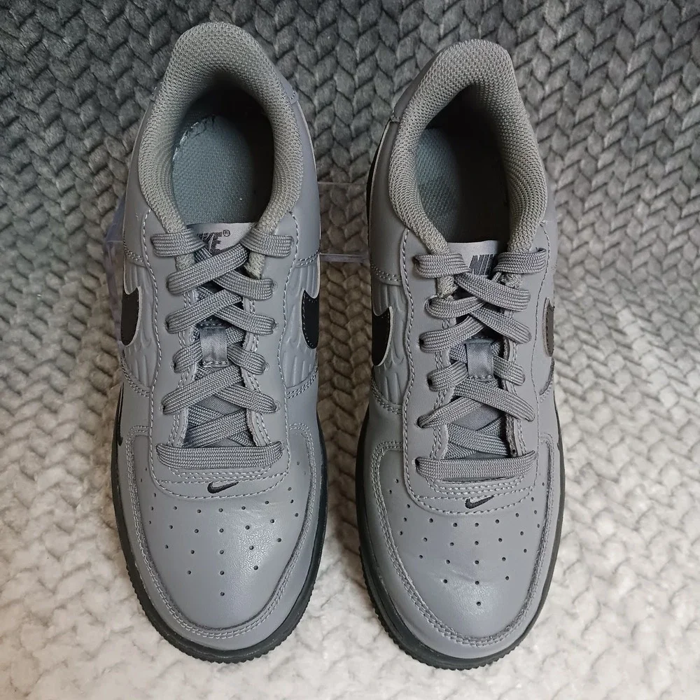 Nike Air Force 1 GS Low Cool Gray Anthracite Sneakers Shoes Size 4.5Y Women's 6